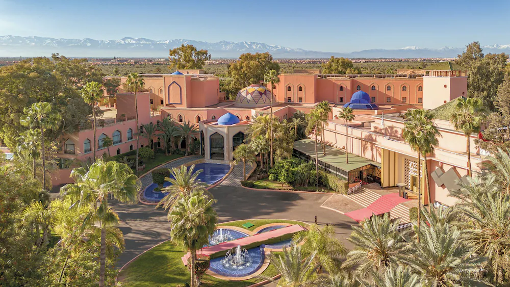 Es Saadi Marrakech Resort Palace
aboradd.com: $4,677

booking.com: $5,088

saving: $411