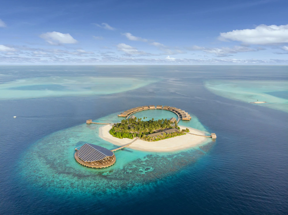Kudadoo Maldives Private Island Luxury All Inclusive
abroadd.com: $33,531

booking.com: $39,495

saving: $5,964
